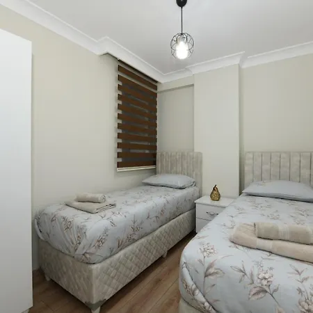 Space Aparthotel *