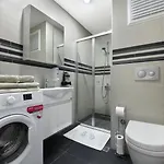 Space 4*